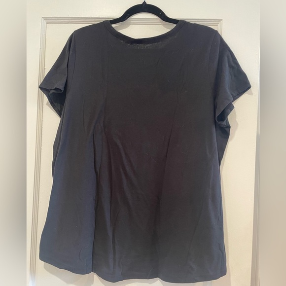 Torrid Slim Fit Vee Neck Tee Cat In Pocket- Black - Picture 5 of 5